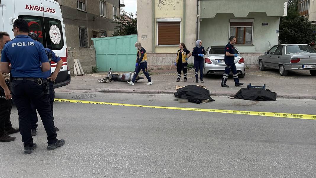 Konya'da kaza! Beton mikseri elektrikli bisiklet sürücüsüne çarptı: 1 ölü 4